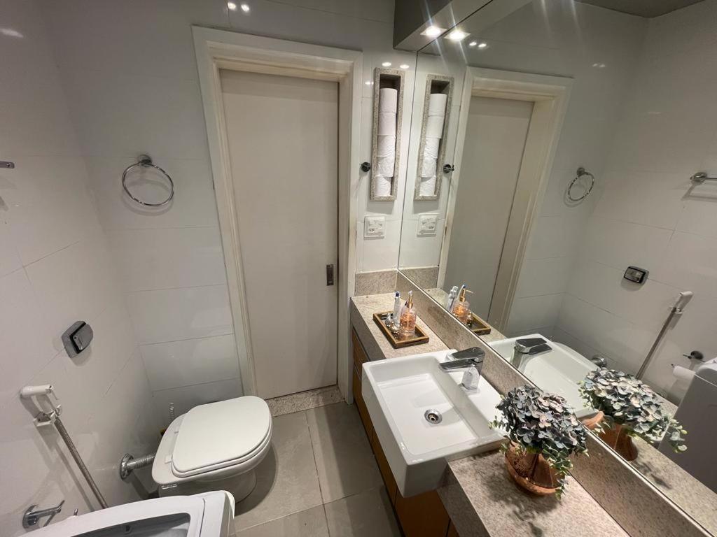 Lindo Apartamento Mobiliado, Uma Quadra Da Praia! Apartamento Rio de Janeiro Exterior foto